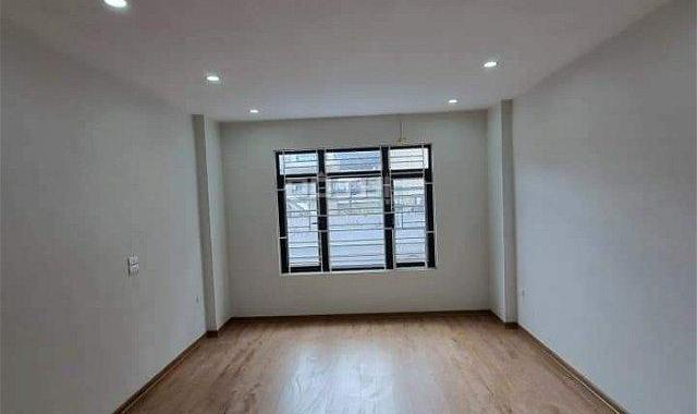 Bán Căn góc Nhà 5 Tầng Mặt tiền 4,5m mới xây đường Trần Cung, phường Nghĩa Tân, quận Cầu Giấy