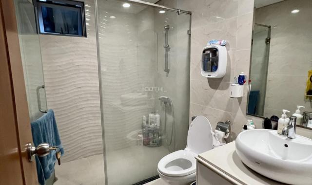 Cho thuê căn hộ Vinhomes Nguyễn Chí Thanh, 2PN, 2WC, gồm cả nội thất, hướng ĐN