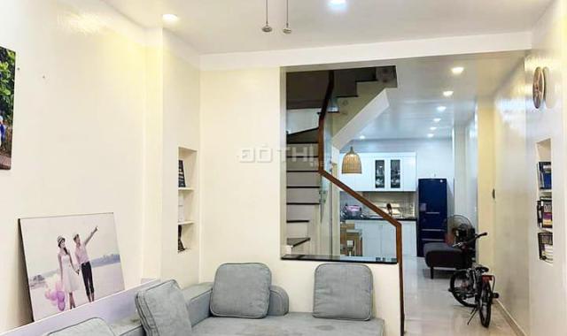 Nhà 3 tầng, 2 mặt thoáng, ô tô đỗ cửa, Bà triệu, 50m2, 5.85 tỷ Hà Đông