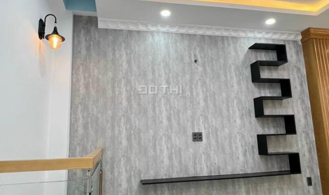 Chạy thận bán gấp nhà quận 2 1T 3L DTSD 400m2