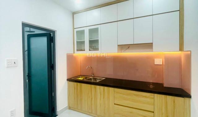 Chạy thận bán gấp nhà quận 2 1T 3L DTSD 400m2
