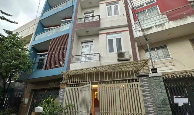 Bán gấp nhà HXH Tân Sơn Nhì,Tân Phú.DT 5x11, 3 lầu. nhà còn rất đẹp. giá 6.2 tỷ