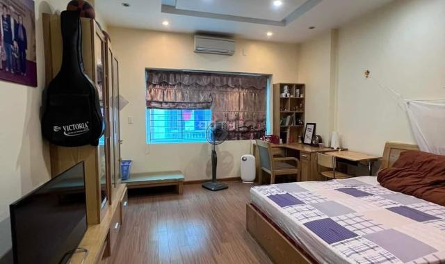 Bán nhà đẹp Nguyễn Văn Huyên, gara, ô tô tránh, kinh doanh, 70m2 nhỉnh 12 Tỷ