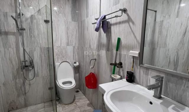 Bán nhà đẹp Nguyễn Văn Huyên, gara, ô tô tránh, kinh doanh, 70m2 nhỉnh 12 Tỷ
