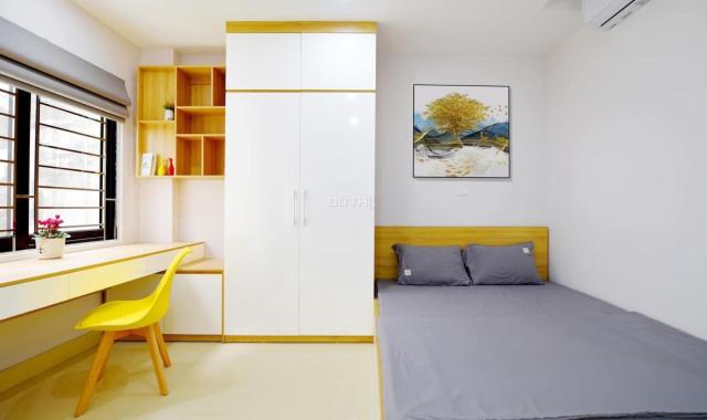 Bán tòa CCMN Cầu Giấy tại Dương Quảng Hàm, 98m2, dòng tiền 1,2 tỷ/năm, oto vào nhà, giá 20.3  tỷ