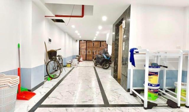 Bán tòa CCMN Cầu Giấy tại Dương Quảng Hàm, 98m2, dòng tiền 1,2 tỷ/năm, oto vào nhà, giá 20.3  tỷ