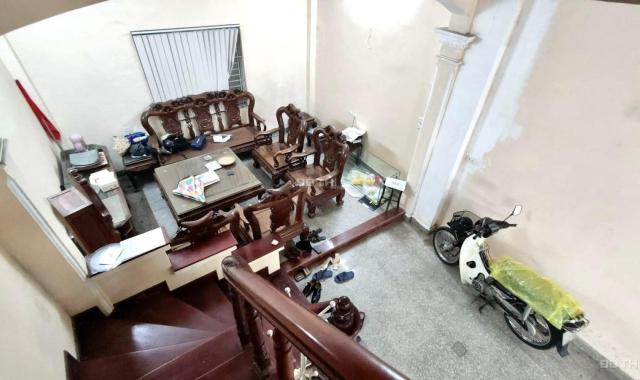 Bán Nhà Phố Kim Đồng, 45m2, MT 6,7m, Ô TÔ, Ngõ Thông, 4,7 tỷ