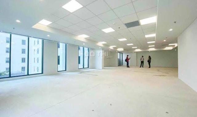 Bán tòa nhà văn phòng khu Bình Thạnh diện tích 658m2 đất có 7 tầng + sân thượng