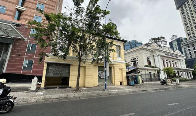 Cho thuê nhà mặt bằng vị trí đẹp mặt tiền Võ Văn Kiệt diện tích 446m2 có 2 tầng