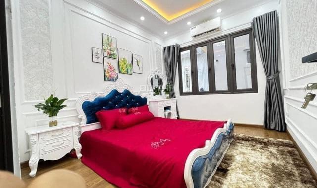 Cần bán gấp nhà phố Trần Bình 38m2, 4T, đẹp lung linh, tặng full nội thất, về ở ngay, 4.15 tỷ