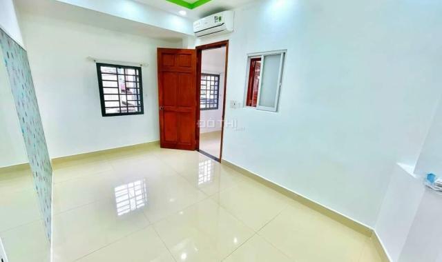 NHÀ ĐẸP LÔ GÓC 2 MẶT TIỀN ĐƯỜNG XE HƠI - GIÁ CHỈ 4 TỶ