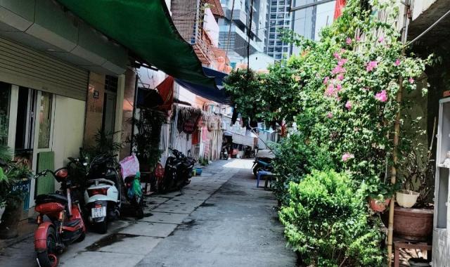 Bán gấp nhà đẹp giá rẻ Bạch Đằng 24m sổ đỏ,25m Tầng2, 4 tầng, mặt tiền 2.7m, 2.95 Tỷ Hoàn Kiếm.