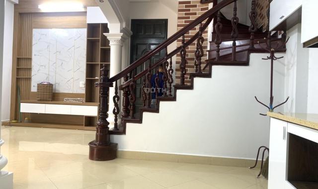 Bán nhà Hoàng Hoa Thám, Vĩnh Phúc, Ba Đình 73.4m2 xây 4 tầng, 2 mặt thoáng giá 5.8 tỷ