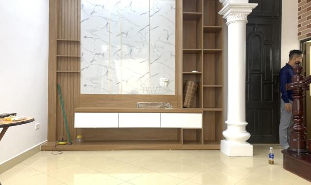 Bán nhà Hoàng Hoa Thám, Vĩnh Phúc, Ba Đình 73.4m2 xây 4 tầng, 2 mặt thoáng giá 5.8 tỷ