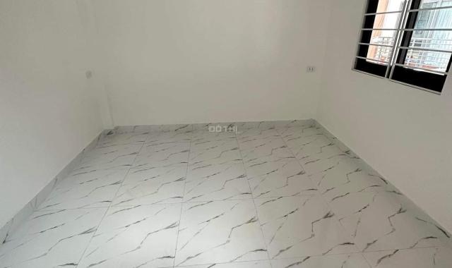 Cần bán nhà mới xây Thịnh Quang - Đống Đa - DT 40m2 * 4 tầng