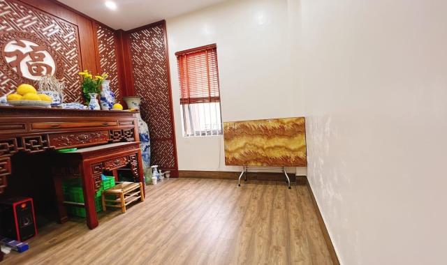 Bán Nhà Quận Thanh Xuân, Phân Lô, ở ngay, lô góc, 46m x4 tầng. MT 4m.