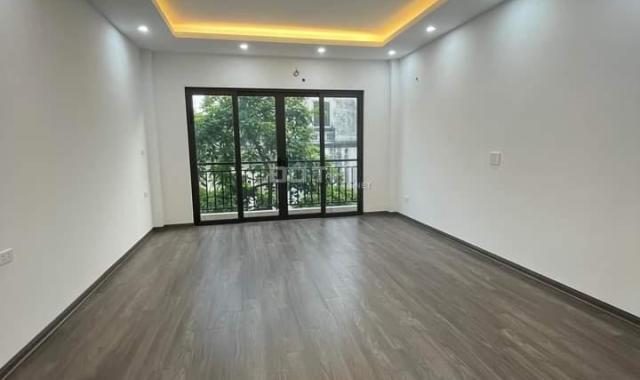 Nhà mới lô góc phố phú thượng an dương vương tây hồ cần bán