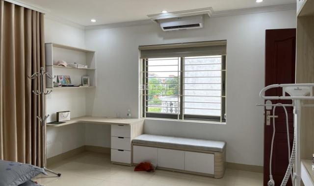 NHÀ ĐẸP MẶT PHỐ NGỌC THỤY – 5 TẦNG THANG MÁY - SỐNG ĐẢNG CẤP