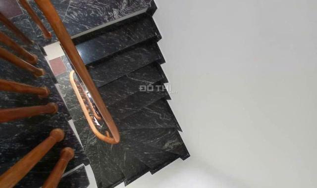 Bán nhà đẹp tại Hồ Tùng Mậu, phường Phú Diễn, Quận Bắc Từ Liêm, Hà Nội xây 5 tầng