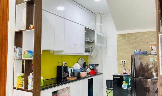 Chủ cần bán gấp nhà 40m 4 tầng ô tô đỗ qua nhà đỗ dừng thoải mái nhỉnh 3 tỷ