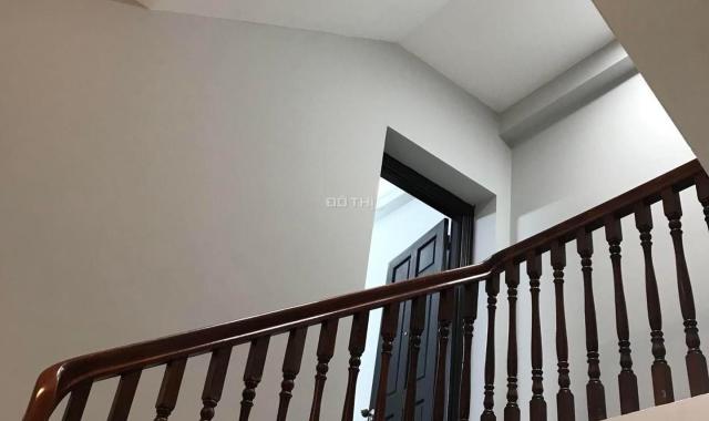Phòng 25m2 Cộng hòa P12 Tân Bình hẻm xe hơi sạch mới rẻ bao điện nước