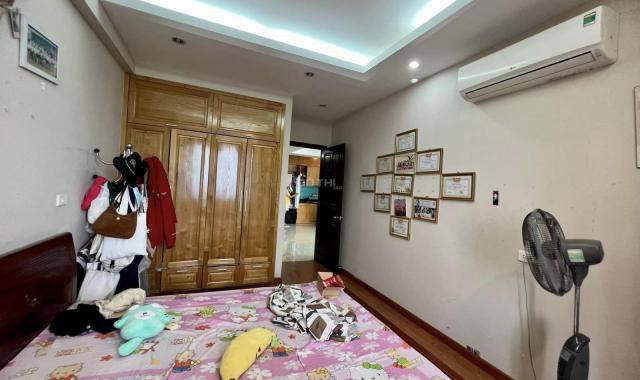 Cực hiếm chung cư Xuân Mai, Hà Đông, Mới đẹp – lô góc – Tặng full nội thất, 120m2 – 3.3 tỷ..