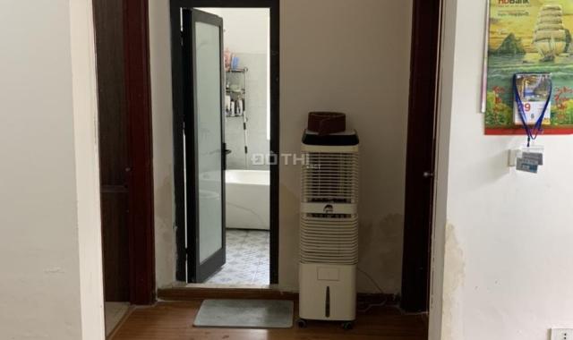 Bán căn hộ Khu ĐTM Mỹ Đình II 68m2 2PN full nội thất, giá 2,1 tỷ