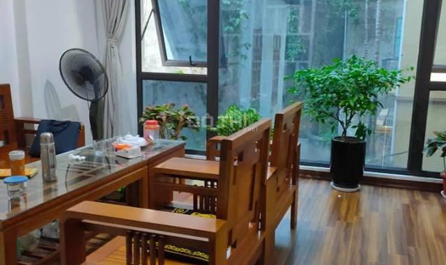 Bán nhanh nhà Trường Chinh 60m². Ô tô tránh, vỉa hè giá 7,2 tỷ 5 tầng.