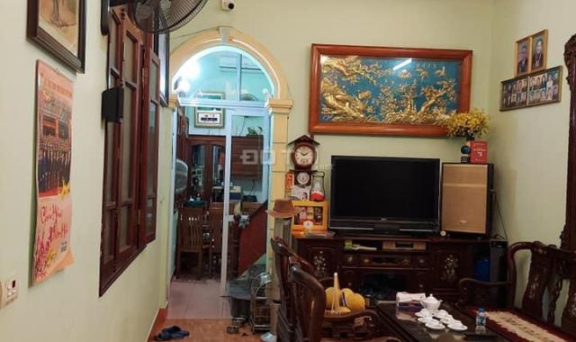 Đầu tư ngay phố Nguyễn Văn Tuyết 48m2 5 tầng giá 7.5 tỷ ô tô vào, ngõ thông, kinh doanh