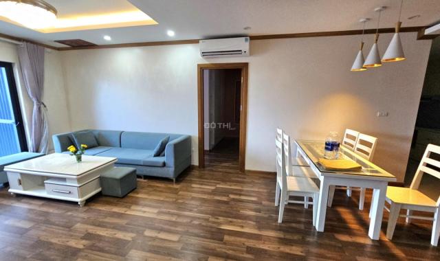 Cho thuê căn hộ chung cư Goldmark City, 107m2, 3PN, nội thất thiết kế đẹp (đang trống - ảnh thật)