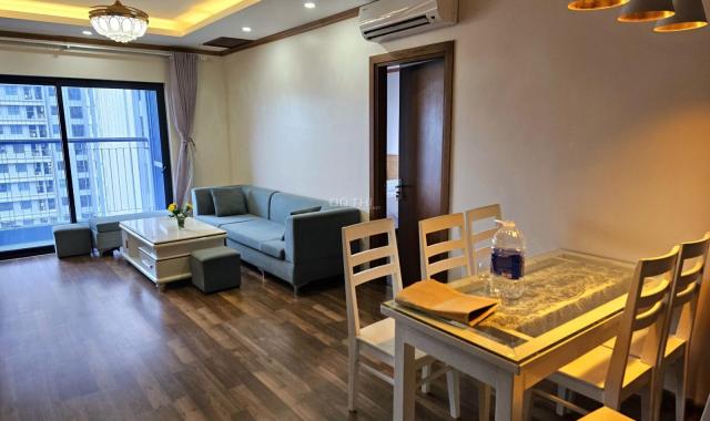Cho thuê căn hộ chung cư Goldmark City, 107m2, 3PN, nội thất thiết kế đẹp (đang trống - ảnh thật)