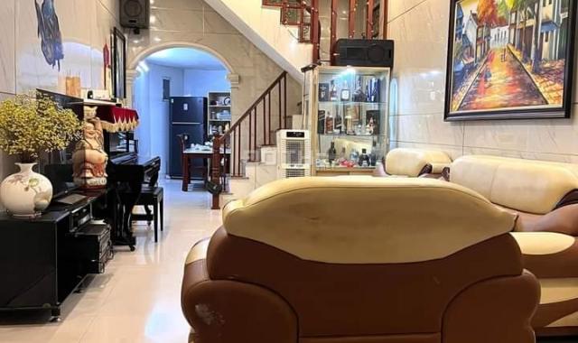 Cần bán gấp nhà 54m2 giá 5.4 tỷ có thương lượng đê la thành