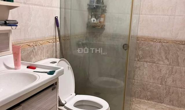 Cần bán gấp nhà 54m2 giá 5.4 tỷ có thương lượng đê la thành