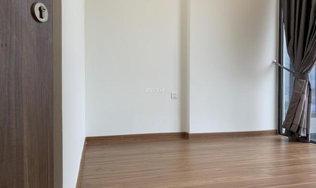 Cho thuê căn hộ Eco Green Sài Gòn ntcb view thoáng, tầng cao vào liền giá 13tr LH 0708090400 Truong