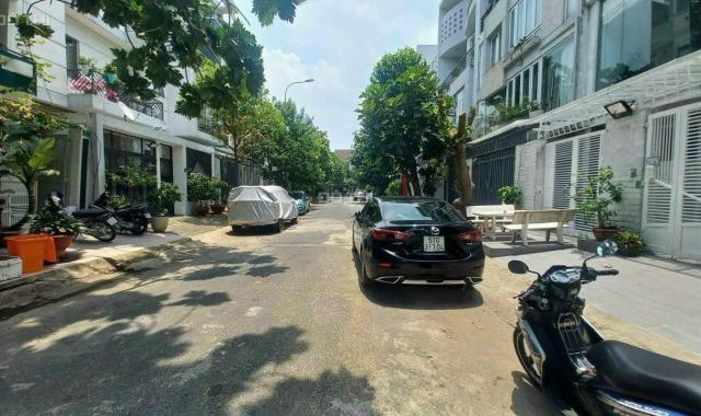 Bán rẻ lô đất đường 23 giá 10.5tỷ (8m x 19m) khu bên sông, Thủ Đức, đang cho thuê studio 15tr/tháng