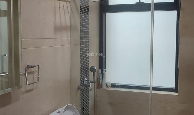 Cho thuê căn hộ chung cư Hoàng Thành 114 Mai Hắc Đế, 1 ngủ, 67m2, đầy đủ nội thất (đang trống)