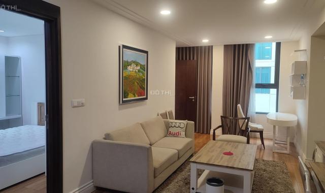 Cho thuê căn hộ chung cư Hoàng Thành 114 Mai Hắc Đế, 1 ngủ, 67m2, đầy đủ nội thất (đang trống)
