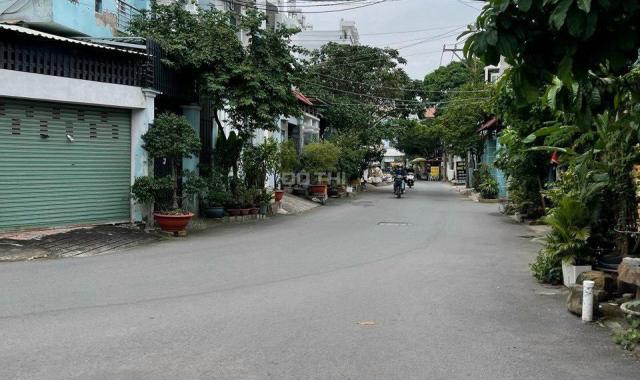 Bán dãy nhà trọ đường 20 Hiệp Bình Chánh, ngang 7,5m, xây dựng 3 lầu, giá 10.4tỷ, có 8 phòng trọ
