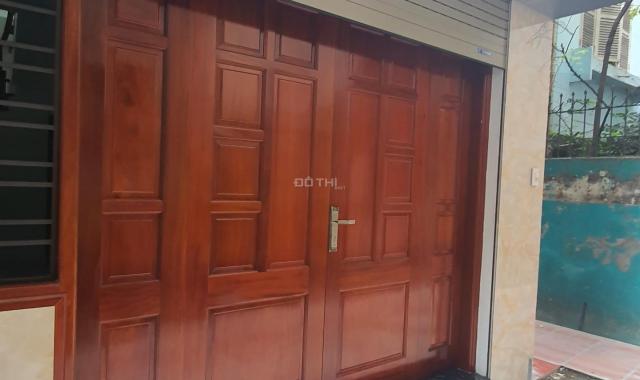 Bán nhà mặt ngõ 318 Đê La Thành, Đống Đa DT48m2x5 tầng mới, mỗi tầng 1PN. giá 4.4 tỷ