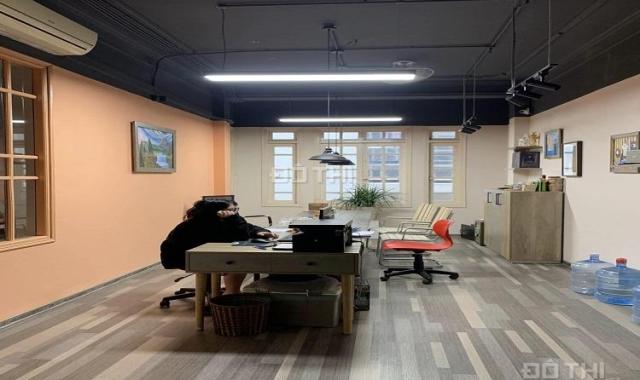 Phân lô 6 tầng ô tô đỗ cửa phố Hoàng Cầu, Đống Đa. 52m2 22.3 tỷ. Vài bước chân ra mặt hồ