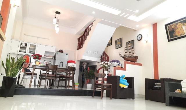 Hoàng Hoa Thám ngõ thông - 3 tầng mặt tiền rộng 57m2, 5,8 tỷ