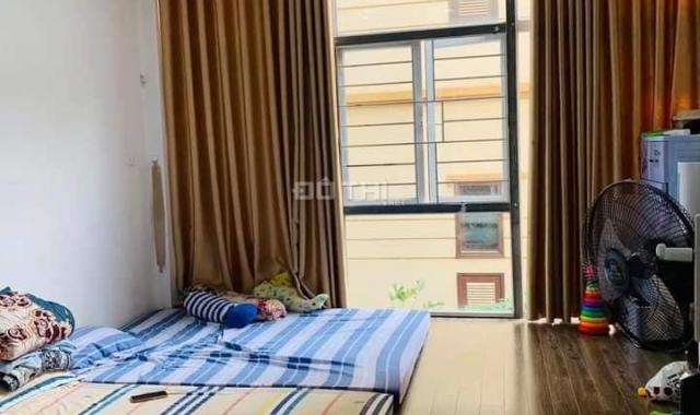 Hoàng Hoa Thám lô góc - nhà 3 mặt ngõ - 34m2 x 5 tầng, 5 tỷ