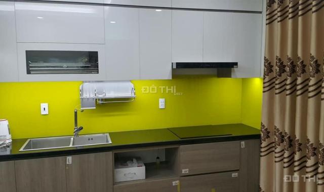 Cần cho thuê gấp Căn hộ Chung cư  Central Field 219 Trung Kính, giá 11.5tr/tháng, hướng Đông Nam