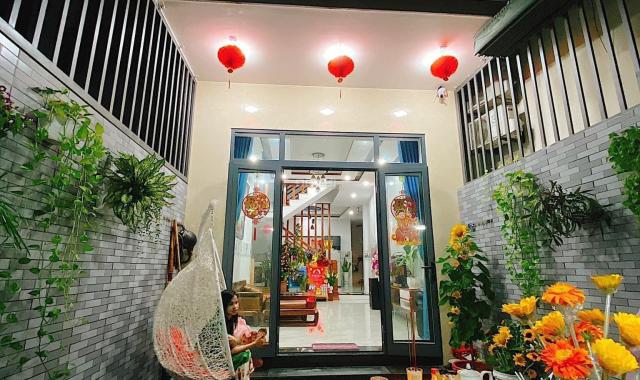 Giảm cực sâu 700tr - nhà mới xây 3 tầng kiệt ô tô 5m sát cầu Sông Hàn sau lưng trường quốc tế abc