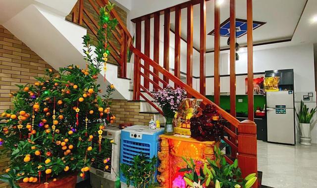 Giảm cực sâu 700tr - nhà mới xây 3 tầng kiệt ô tô 5m sát cầu Sông Hàn sau lưng trường quốc tế abc