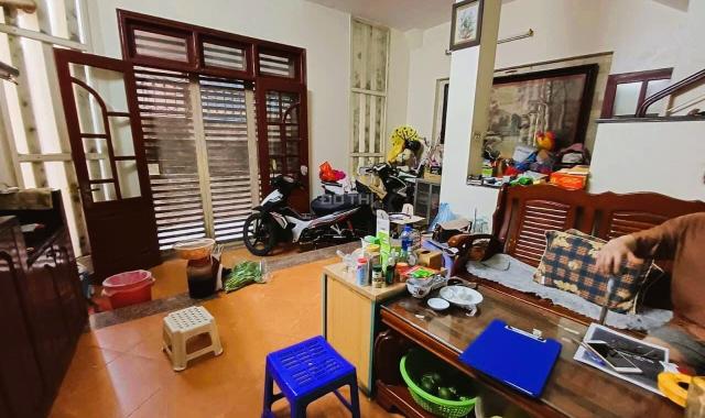 Bán gấp nhà Nguyễn Khánh Toàn 7t thang máy lô góc ngõ ô tô tải kinh doanh - hạ sâu 3 tỷ