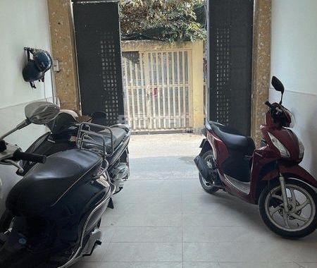 Cần bán nhà mặt tiền phường Bình An Quận 2 diện tích 40m2 nhỉnh 5 tỷ 3 tầng