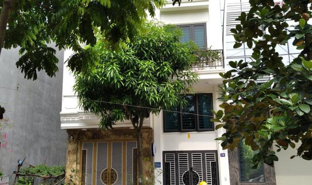 Cần bán nhà TĐC Tu Hoàng, 40m2, 5t view vườn hoa. Giá 6, x tỷ