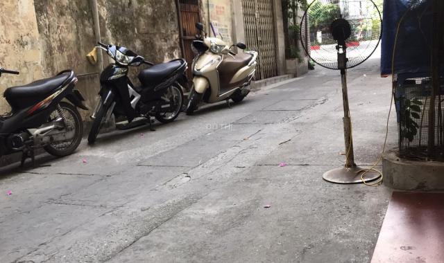 Bán nhà phố Đại La, Hai Bà Trưng, gần phố, ba gác đỗ cửa, ở ngay, 40m2, 4 tầng, giá 4 tỷ 4