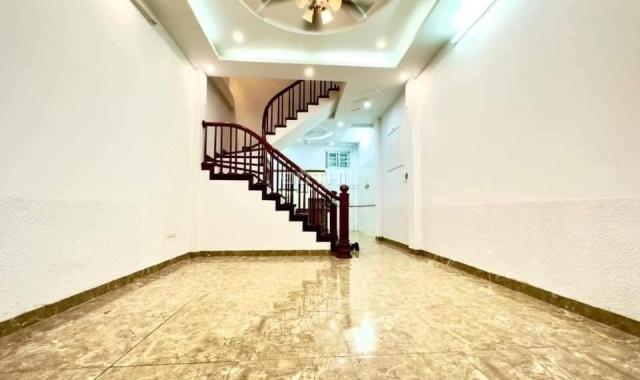 Bán nhà dv Mỗ Lao, 52m2, 4T, siêu hiếm, phân lô, ô tô đỗ cửa vào nhà, kinh doanh nhộn nhịp ngày đêm